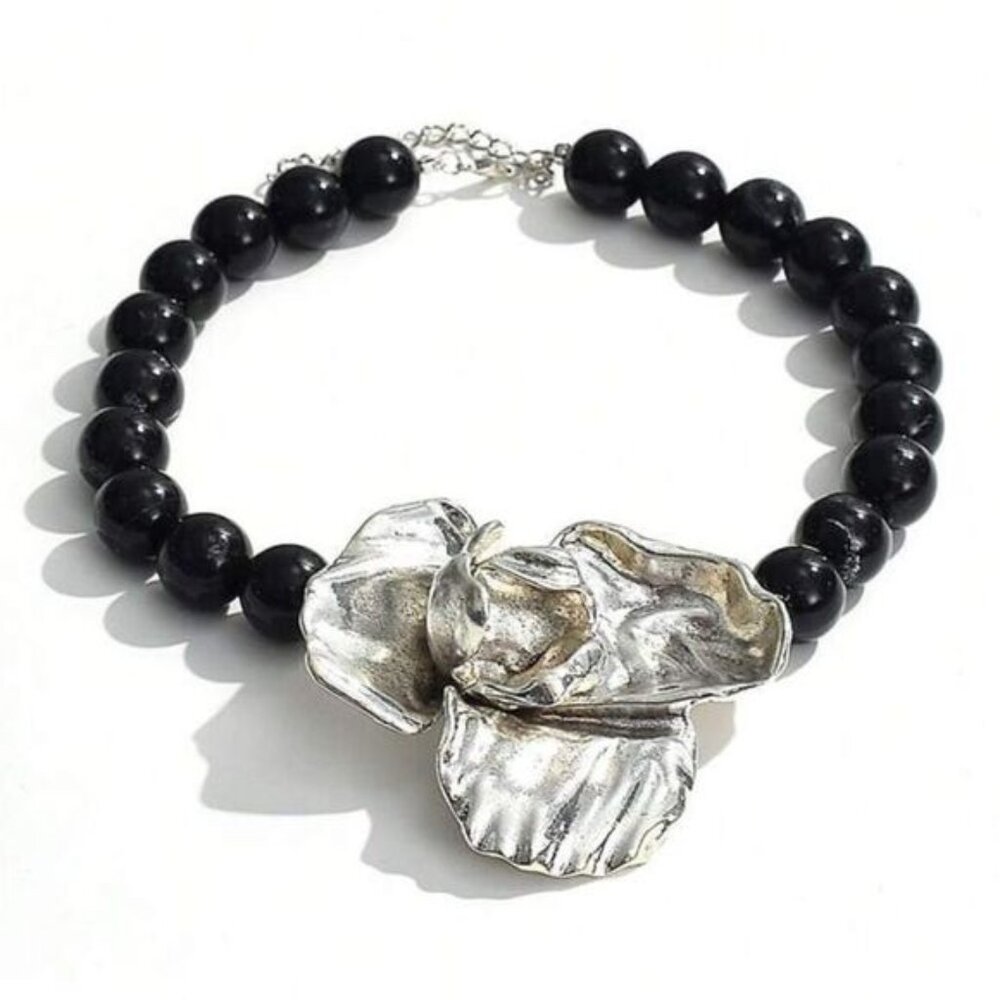 Elegant Black Beaded necklace N955 - Picture 1 of 4